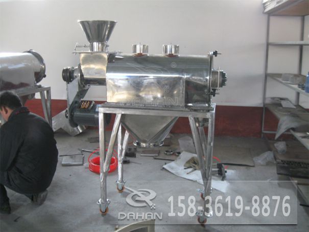 氧化鋁臥式氣流篩粉機 氧化鋁臥式氣流篩粉機